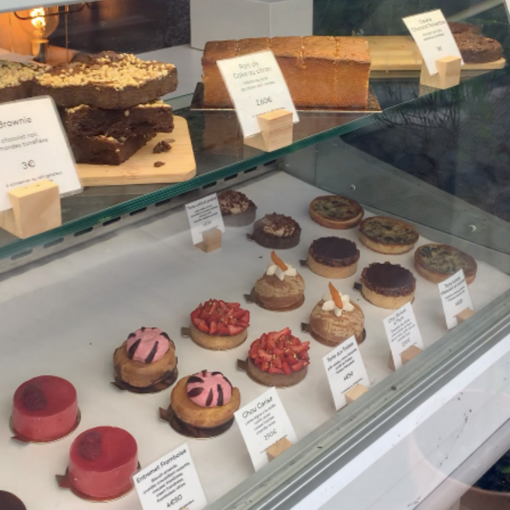 chez Grégoire pâtisserie vitrine