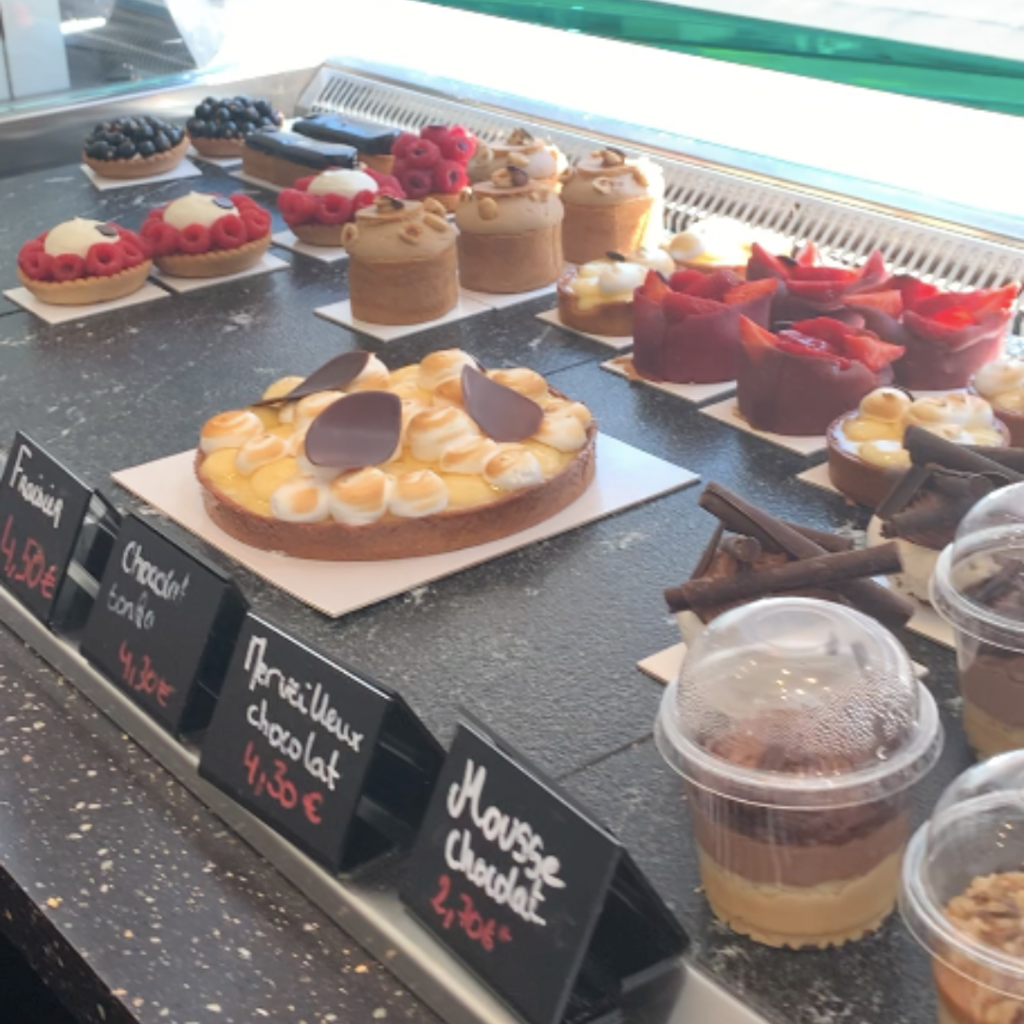 le colibri pâtisserie vitrine